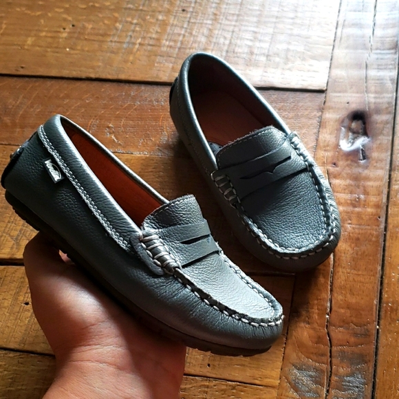 Venettini Gray leather style loafers Size 26 or 9 - Picture 1 of 5